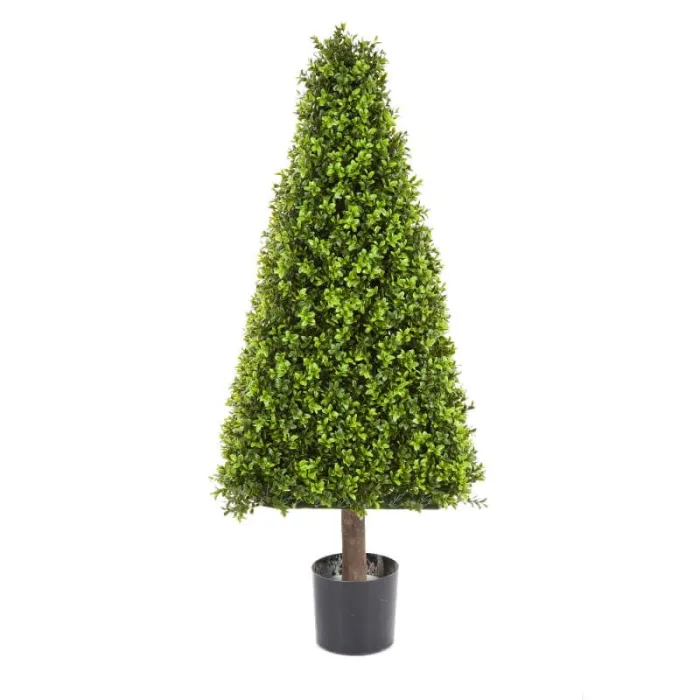 Уличный Самшит-пирамида  на каркасе